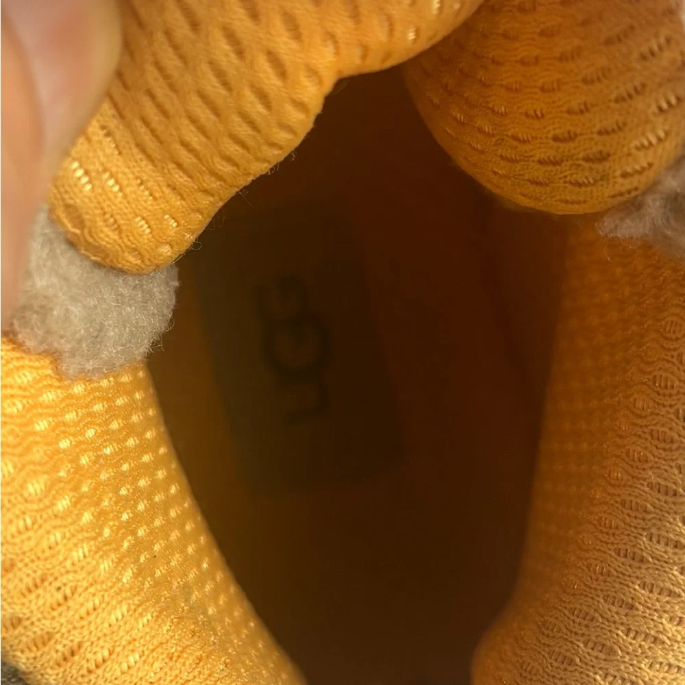 UGG| UGG kid’s hiking/ walking boots size 1. Color tan/blue/red.